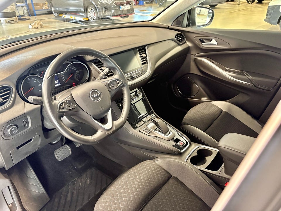 Opel Grandland X 1,6 Hybrid Cosmo Prestige aut. 5d