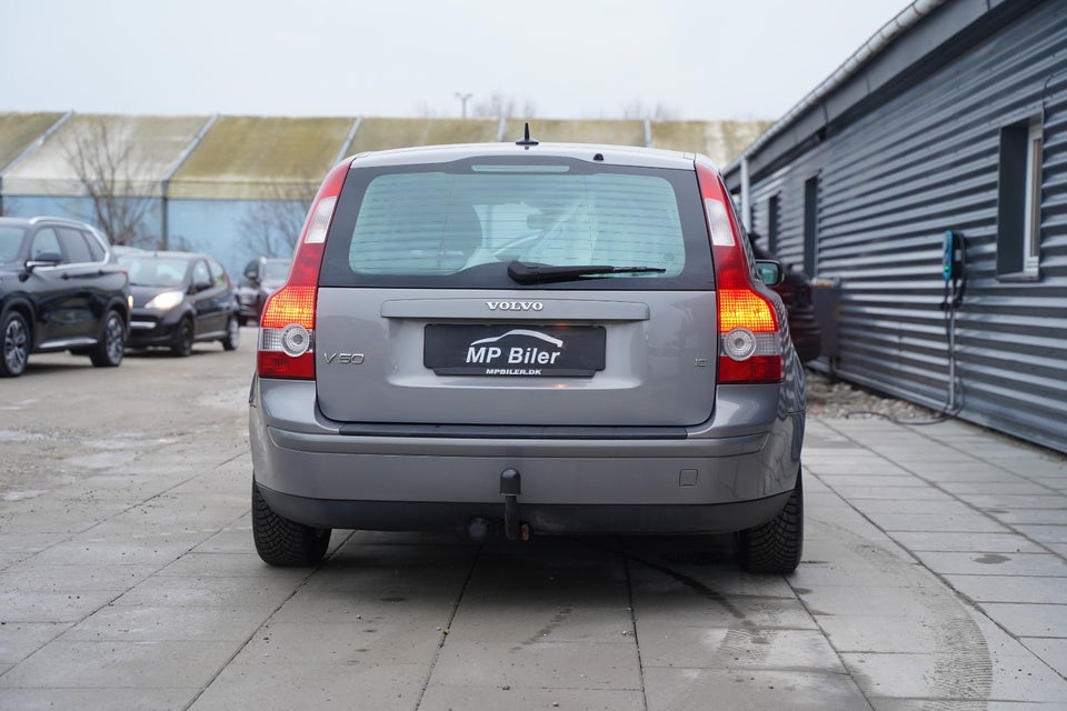 Volvo V50 1,8  5d