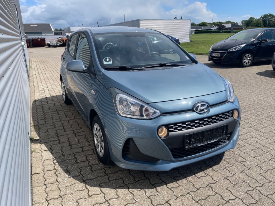 Hyundai i10 1,0 Touch 5d