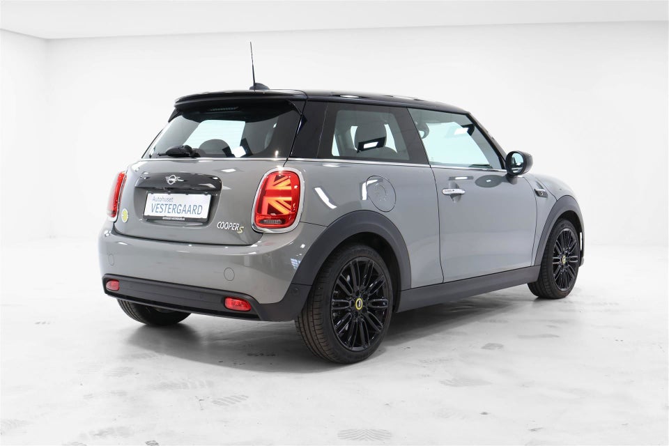 MINI Cooper SE Classic Trim 3d