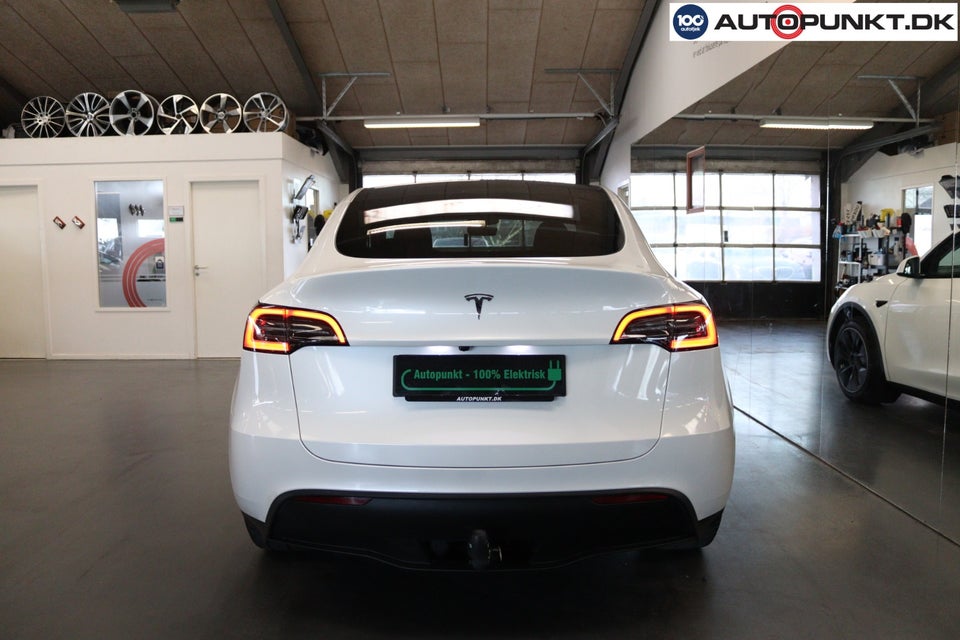 Tesla Model Y Long Range RWD 5d