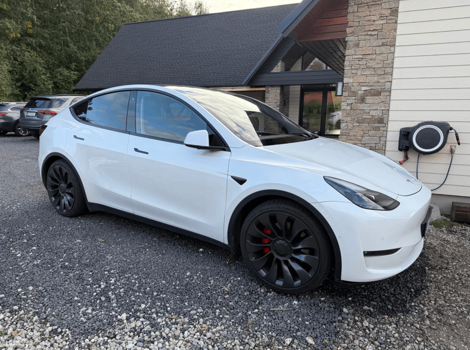 Tesla Model Y Performance AWD 5d