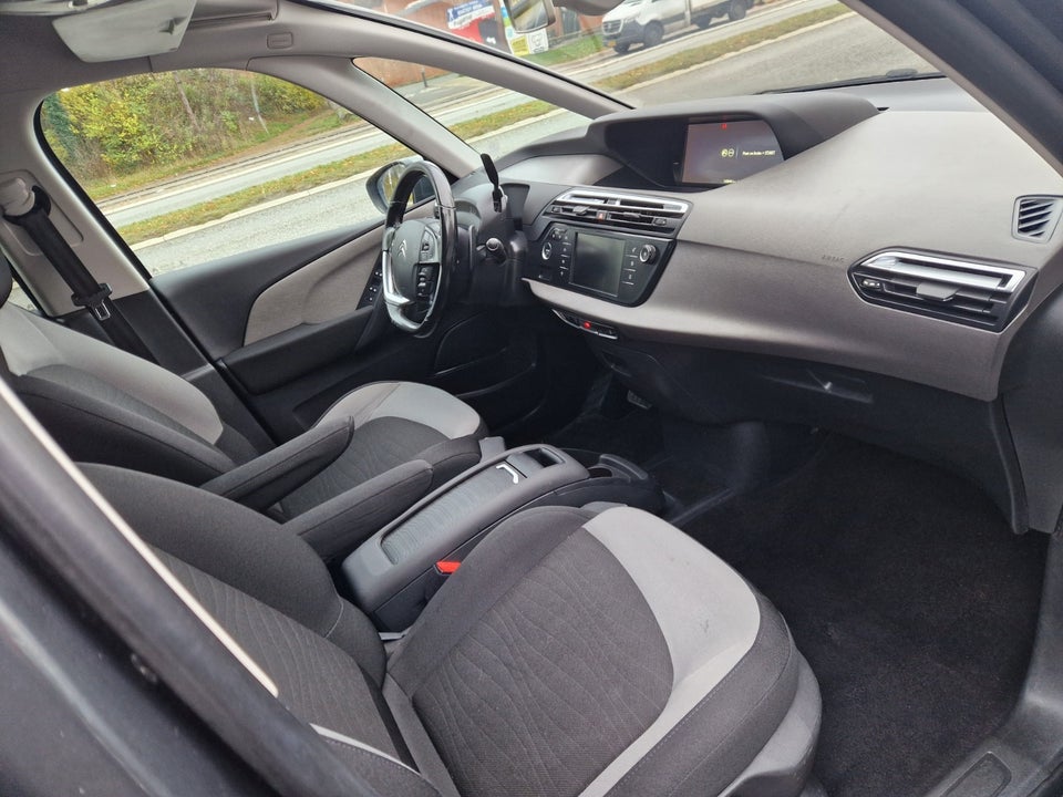 Citroën Grand C4 Picasso 1,6 BlueHDi 120 Intensive EAT6 7prs 5d