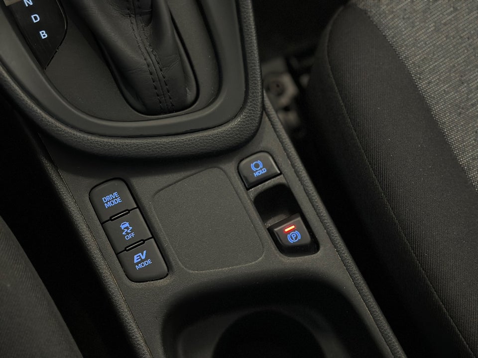 Toyota Yaris 1,5 Hybrid Active e-CVT 5d