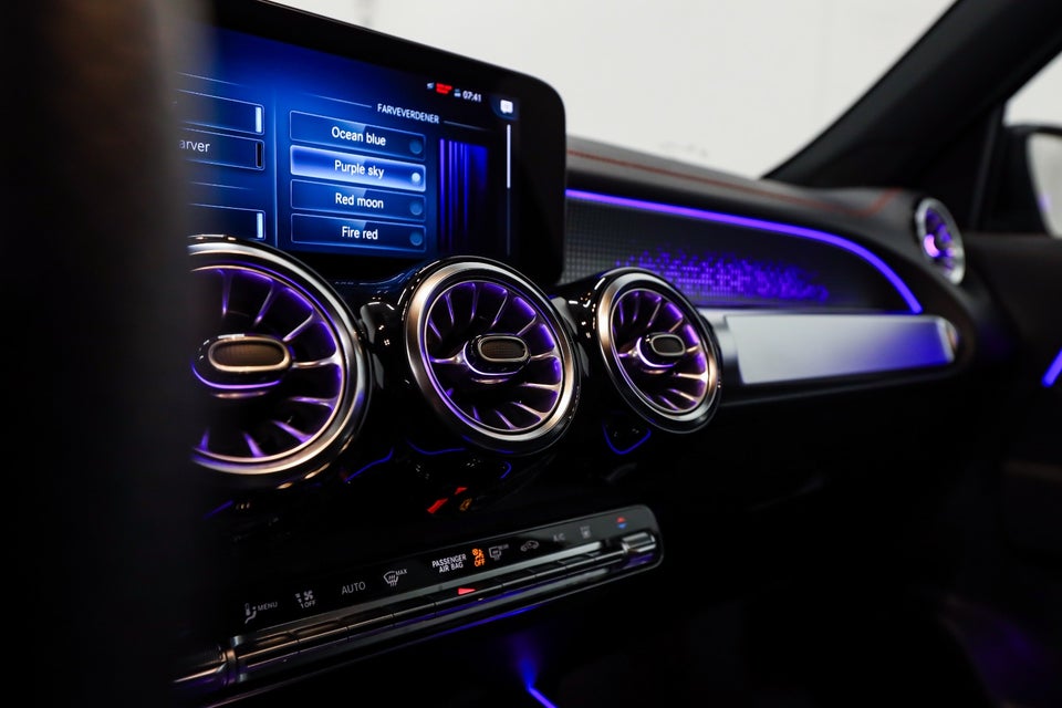 Mercedes EQB350 AMG Line 4Matic 7prs 5d