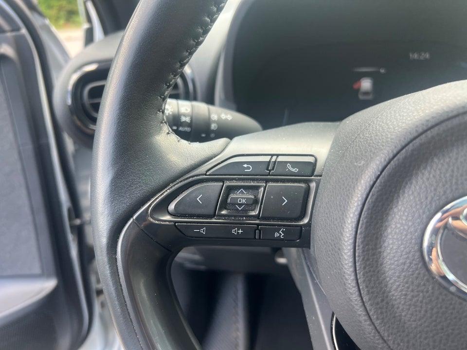 Toyota Yaris Cross 1,5 Hybrid Adventure e-CVT 5d