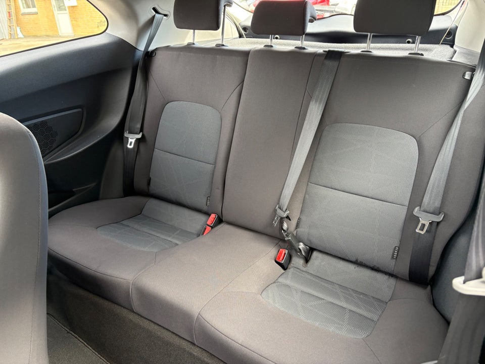 Kia Rio 1,2 CVVT Base 3d