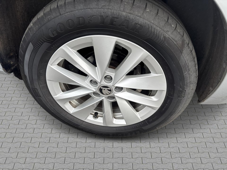 Skoda Kamiq 1,0 TSi 110 Tour de France DSG 5d