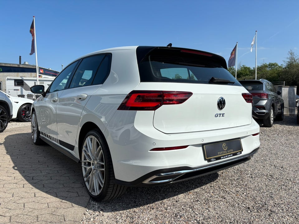 VW Golf VIII 1,4 GTE DSG 5d