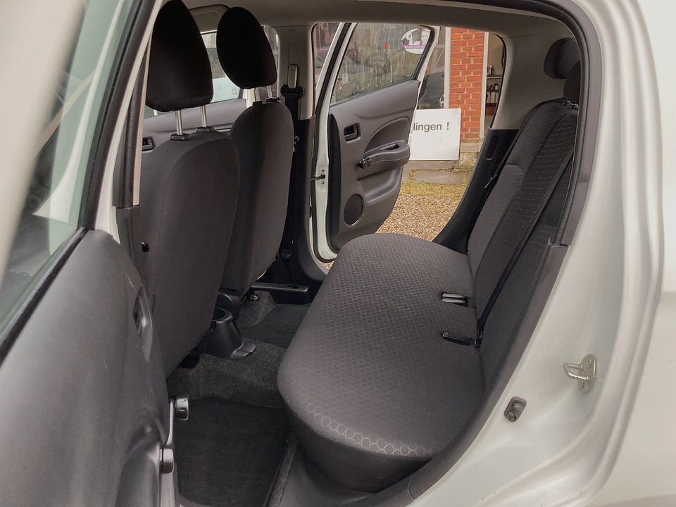 Mitsubishi Space Star 1,0 Inform 5d