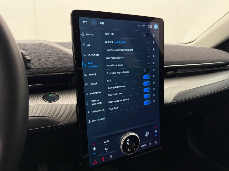 Ford Mustang Mach-E 98 Extended Range 5d