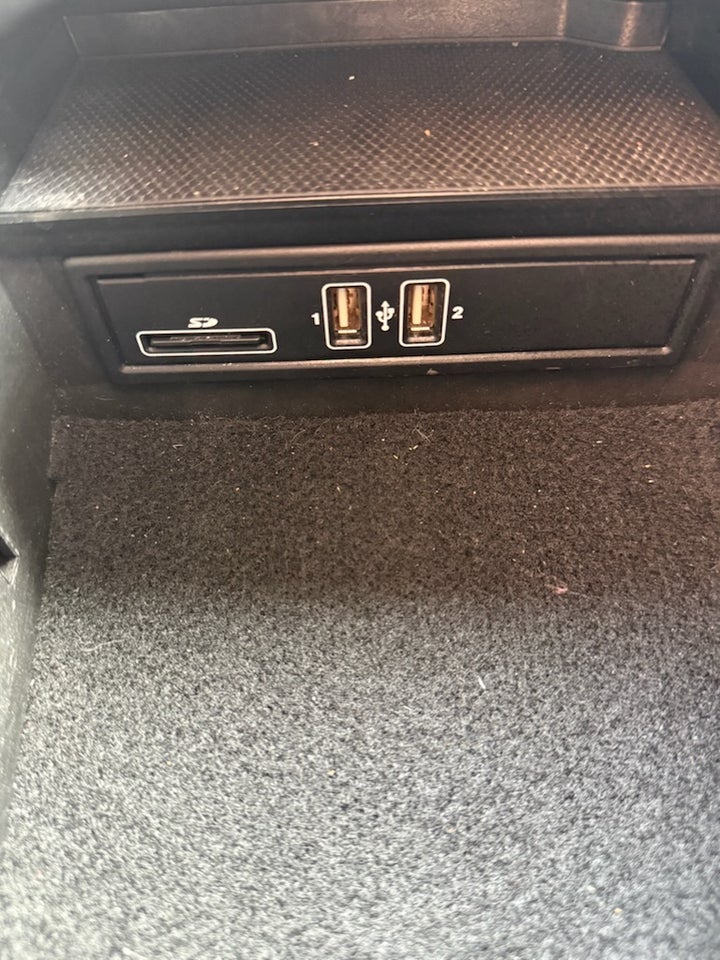 Mercedes C220 d 2,2 Avantgarde stc. aut. 5d