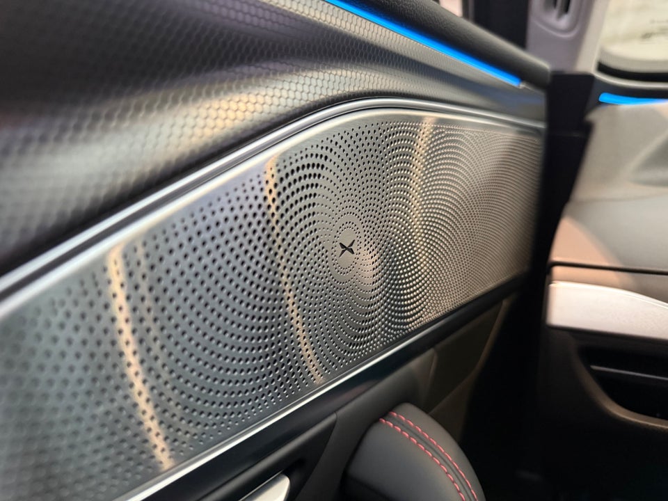 Xpeng P7 Performance 4d