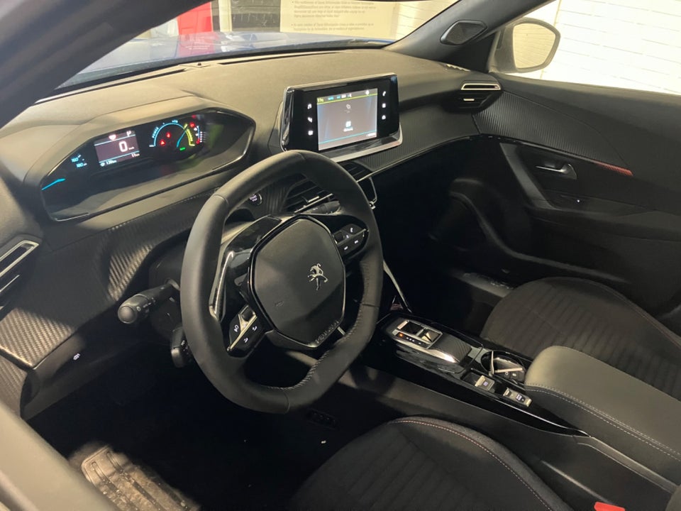 Peugeot e-2008 50 Active Pack 5d