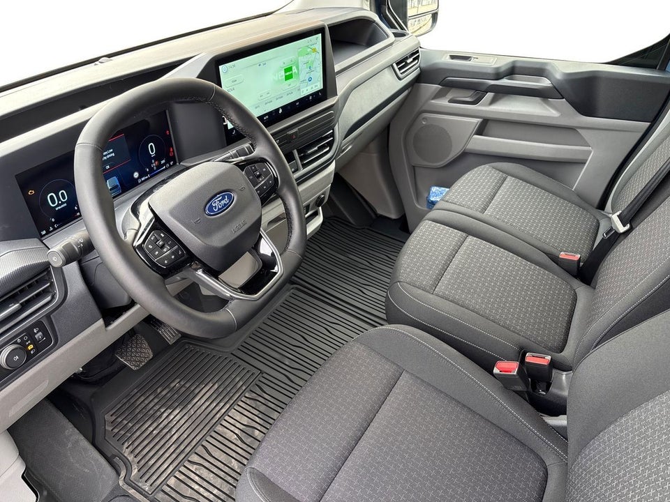 Ford Transit Custom 320L 2,0 EcoBlue Trend aut.
