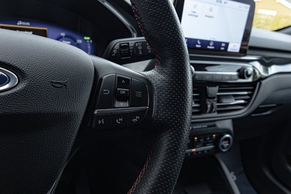 Ford Kuga 2,5 PHEV ST-Line CVT 5d