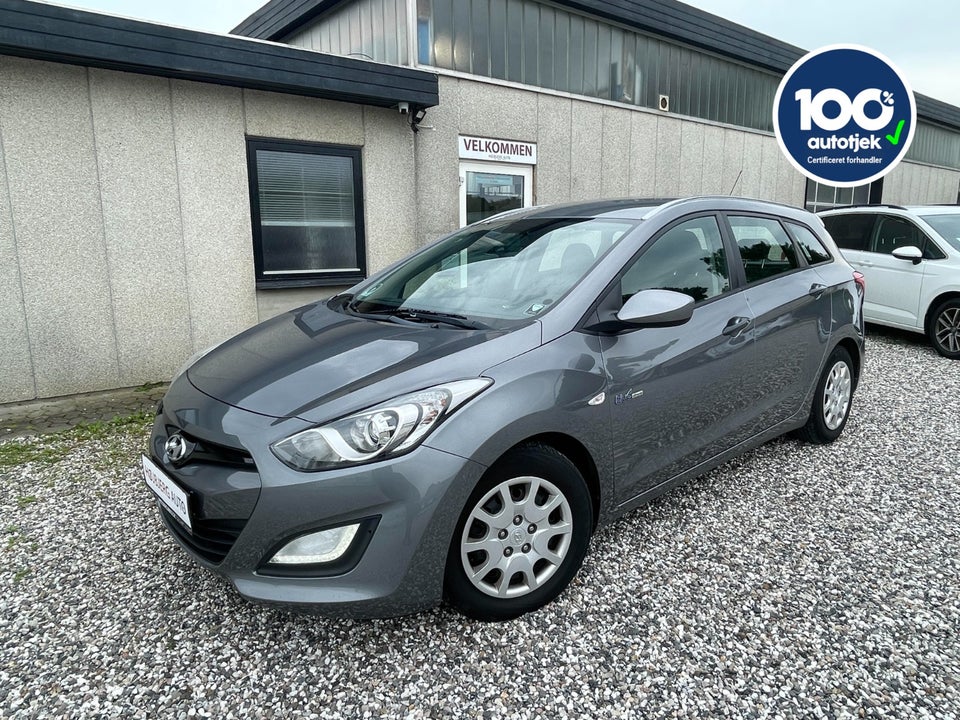 Hyundai i30 1,6 CRDi 110 Style CW Eco 5d