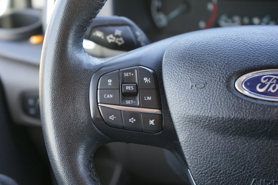 Ford Transit Custom 300 L2 2,0 TDCi 170 Trend