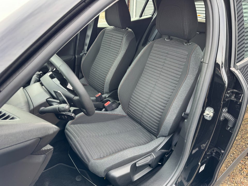 Peugeot 2008 1,2 PureTech 130 Active Limited EAT8 5d