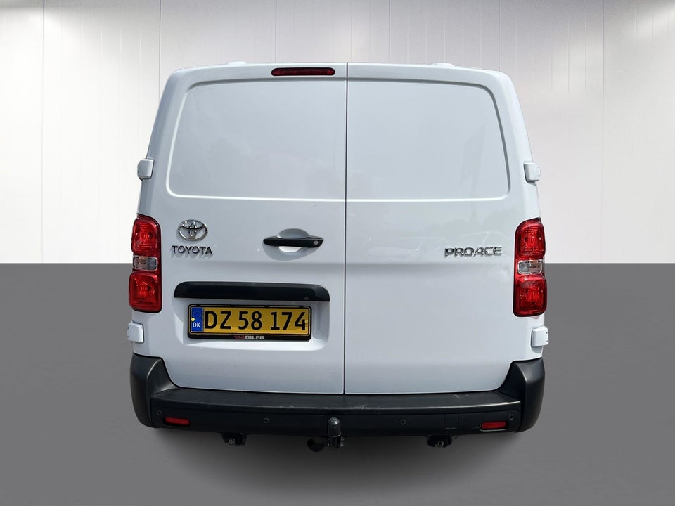 Toyota ProAce 2,0 D 144 Long Comfort Master aut. 4d