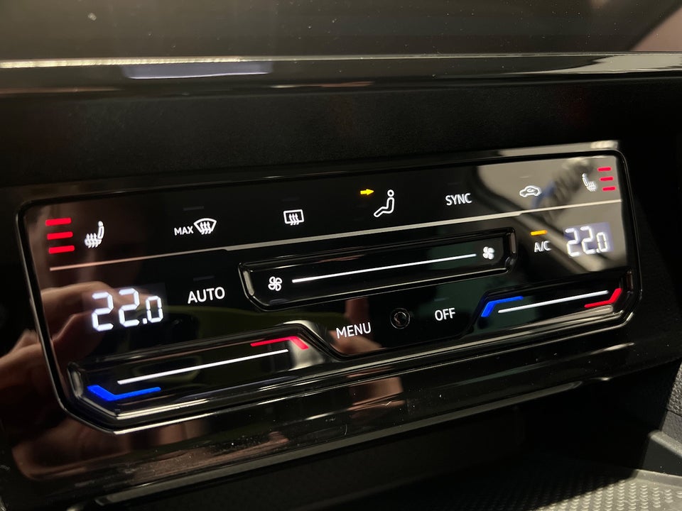 VW Passat 2,0 TDi 122 Business Variant DSG 5d