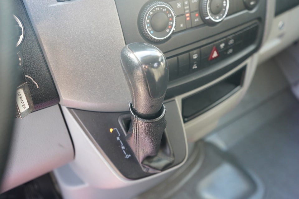 Mercedes Sprinter 316 2,2 CDi R2 Kassevogn aut. 5d