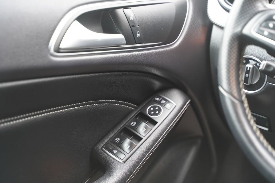 Mercedes B200 1,6 AMG Line aut. 5d