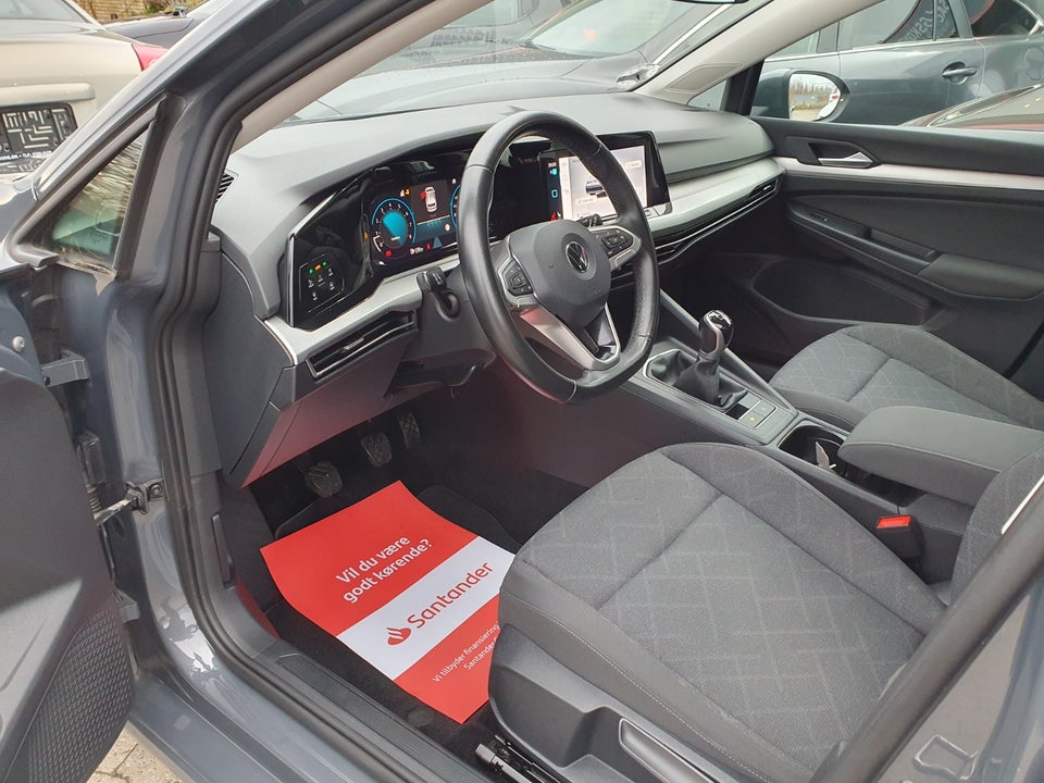 VW Golf VIII 1,5 TSi 130 Life 5d