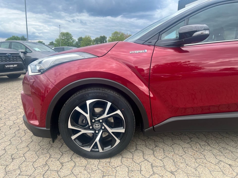 Toyota C-HR 1,8 Hybrid C-LUB Premium Selected CVT 5d