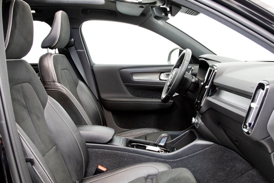 Volvo XC40 P8 ReCharge Twin R-Design 5d