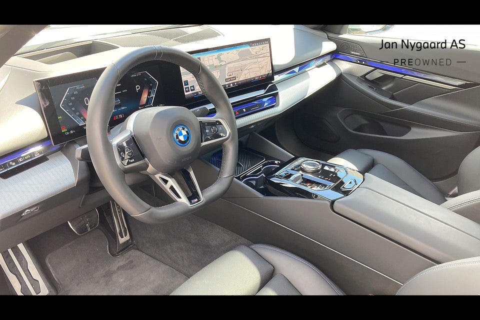 BMW i5 eDrive40 M-Sport 4d