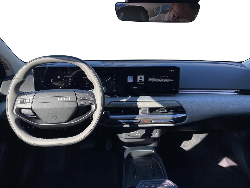 Kia EV4 81 Long Range Business Plus Fastback 4d