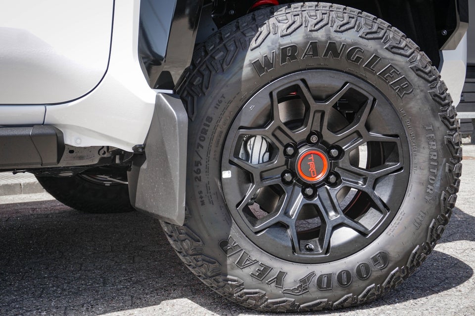 Toyota Tacoma 2,4 Hybrid TRDPro aut. 4x4 4d