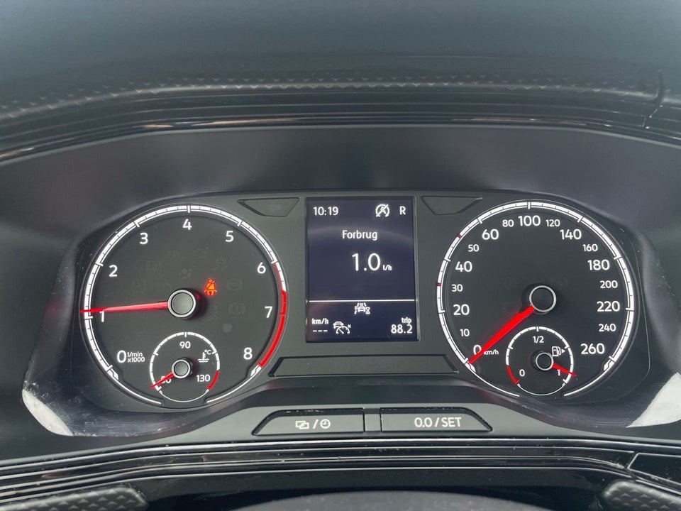 VW T-Cross 1,0 TSi 110 Life Team DSG 5d