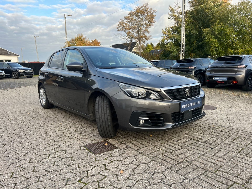 Peugeot 308 1,2 PureTech 130 Active 5d