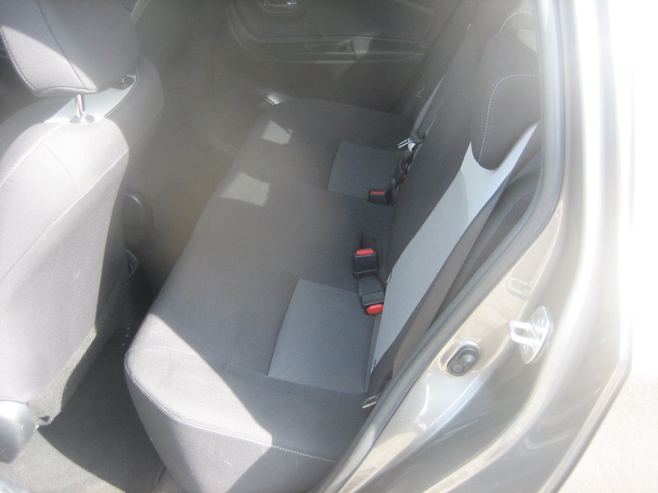 Toyota Yaris 1,5 VVT-i T2 Premium 5d