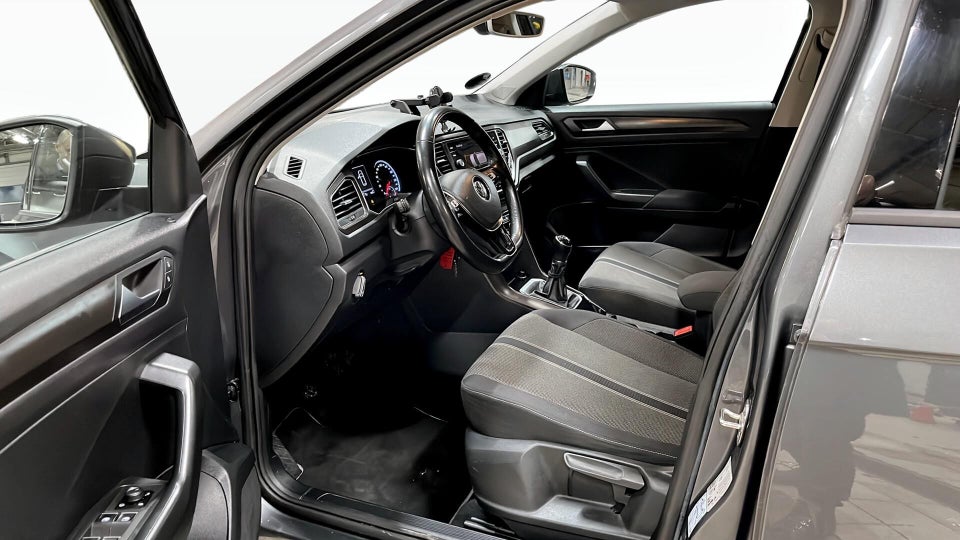 VW T-Roc 1,0 TSi 115 Style 5d