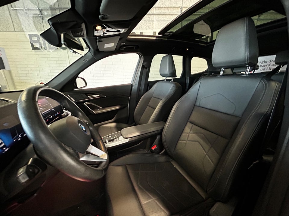 BMW iX1 eDrive20 X-Line 5d