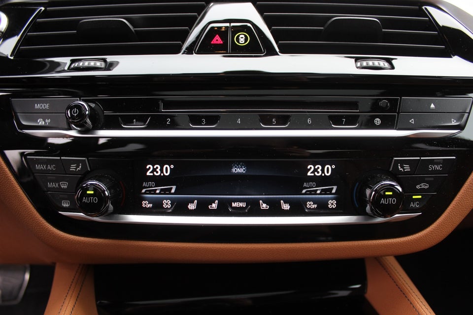 BMW M550i 4,4 xDrive aut. 4d