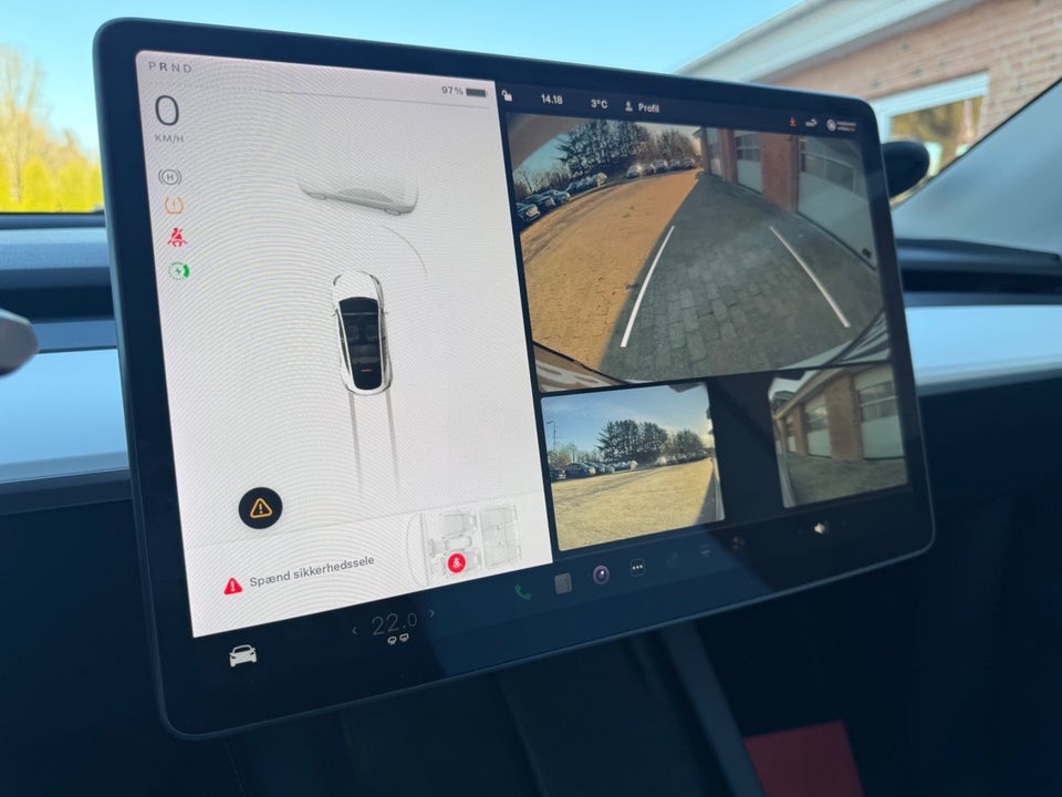 Tesla Model Y Long Range AWD 5d