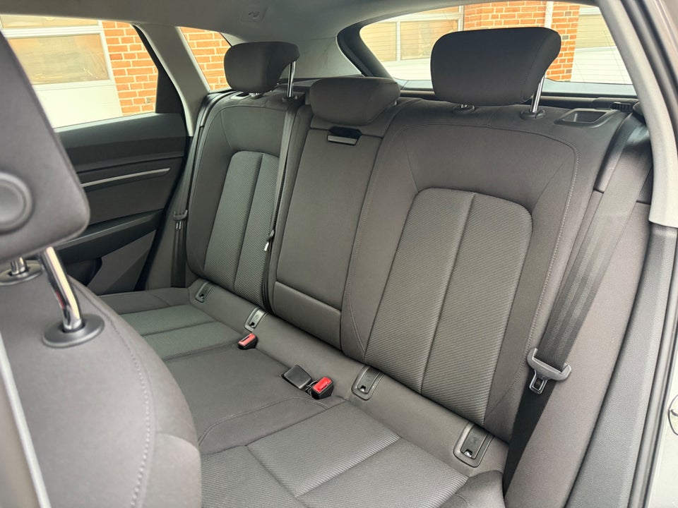 Audi e-tron 50 quattro 5d