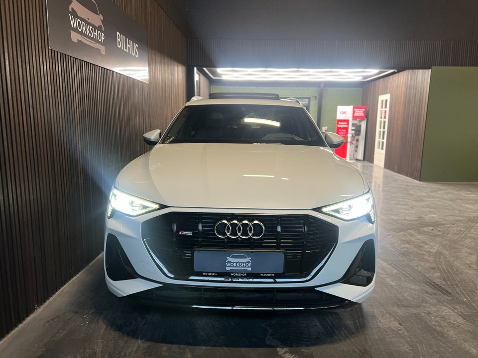 Audi e-tron 55 S-line quattro 5d