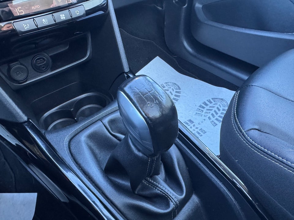 Peugeot 2008 1,6 BlueHDi 100 Allure Sky 5d
