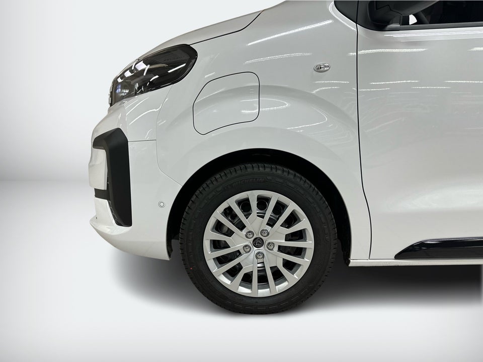 Peugeot e-Expert 75 L2 Premium Van