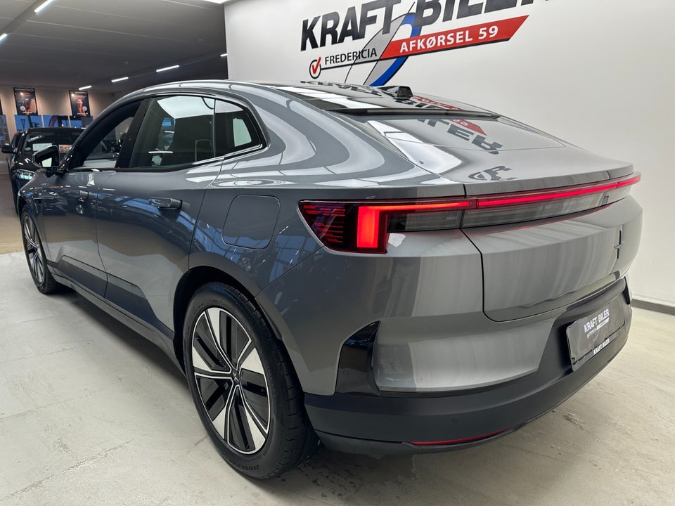 Polestar 4 Long Range AWD 5d