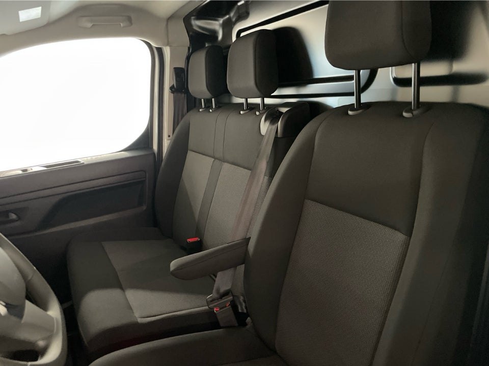 Peugeot e-Expert 75 L2 Premium Van