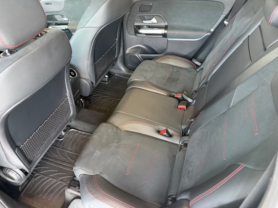 Mercedes EQB300 AMG Line 4Matic 7prs 5d
