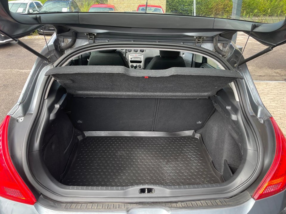 Peugeot 308 1,6 VTi Comfort+ 5d