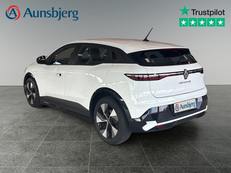 Renault Megane E-Tech 40 Equilibre 5d