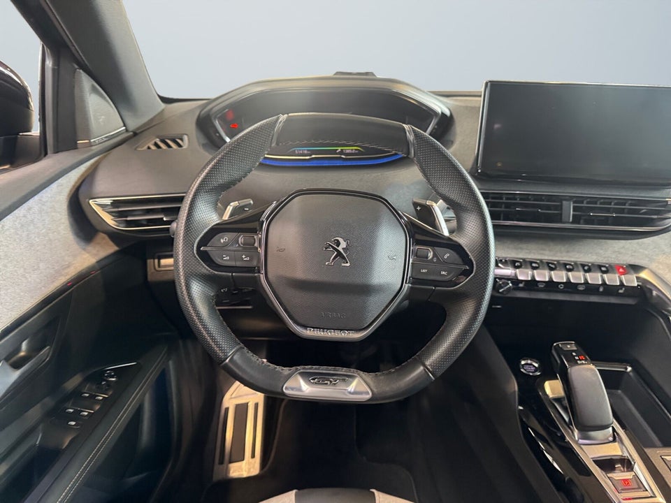 Peugeot 3008 1,6 Hybrid First GT EAT8 5d